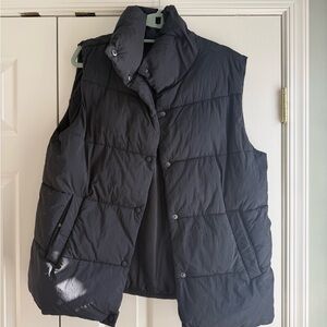 Cotton On - Black Puffer Vest